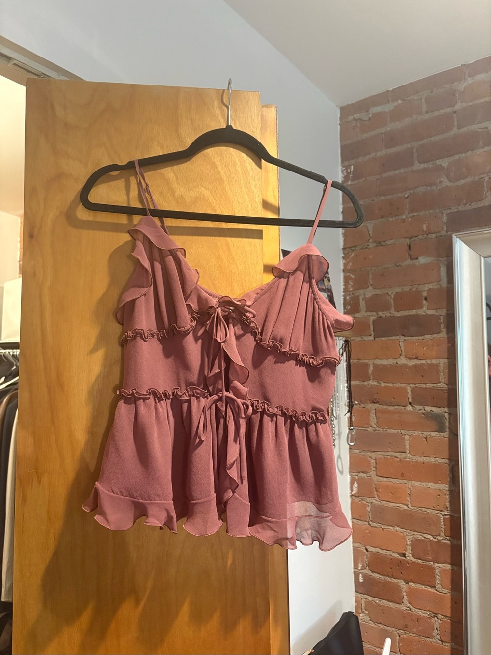Aritzia Rose Mauve Ruffle Tie-Front Tank
